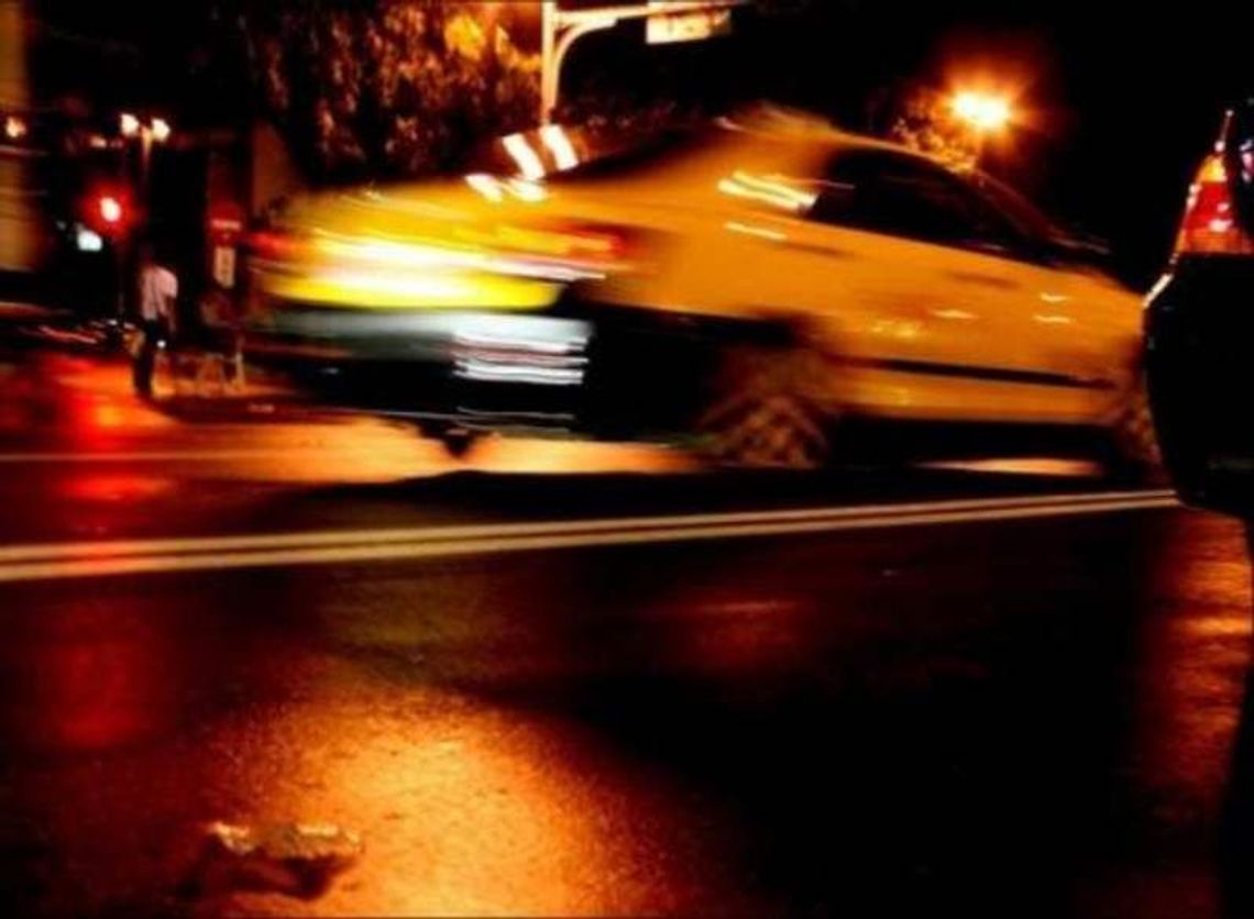 Ukradł taksówkę, którą wracał do domu. Miał 1,8 promila alkoholu