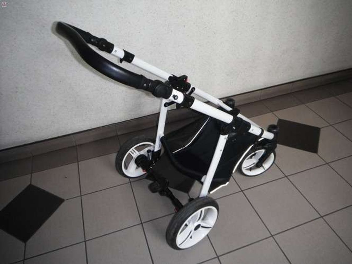 Ukradł wózek, bo nie miał jak przewieźć zakupów