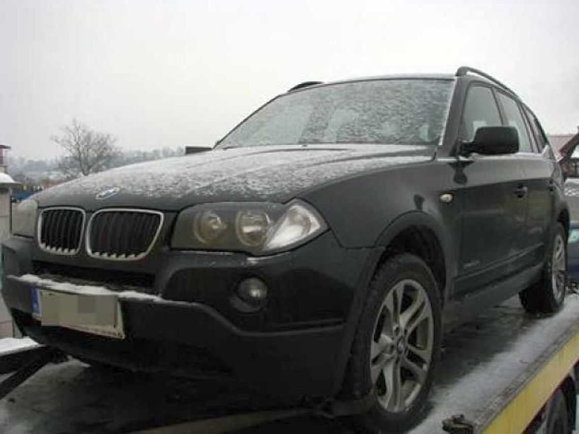 Ukradli BMW w Krakowie, wpadli w Puławach