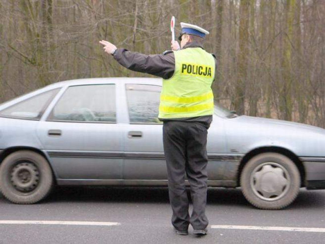 Ukradli BMW. Wpadli, bo przestraszyli się drogówki Ukradli BMW. Wpadli, bo przestraszyli się drogówki