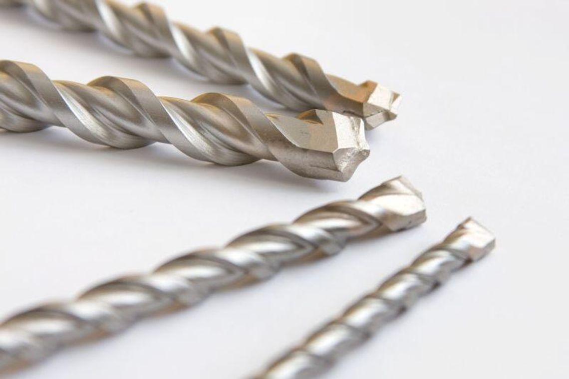 Ukradli narzędzia i sto żeliwnych płyt Ukradli narzędzia i sto żeliwnych płyt