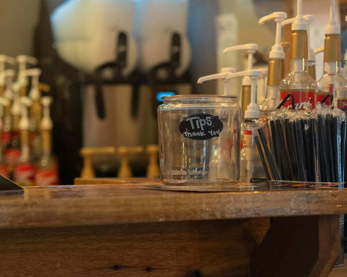 Ukradli skarbonkę z napiwkami. Słono za to zapłacą