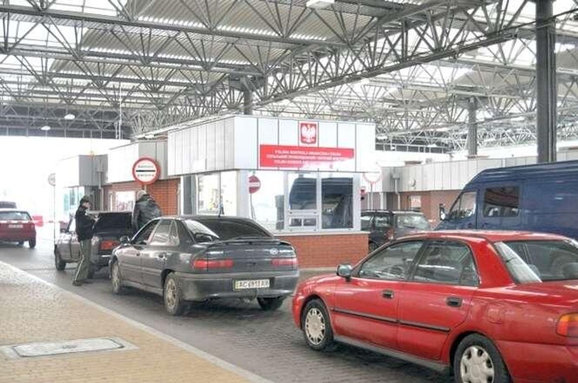 Ukraińcy wjeżdżają do Unii Europejskiej bez wiz. Jaki ruch na granicy?