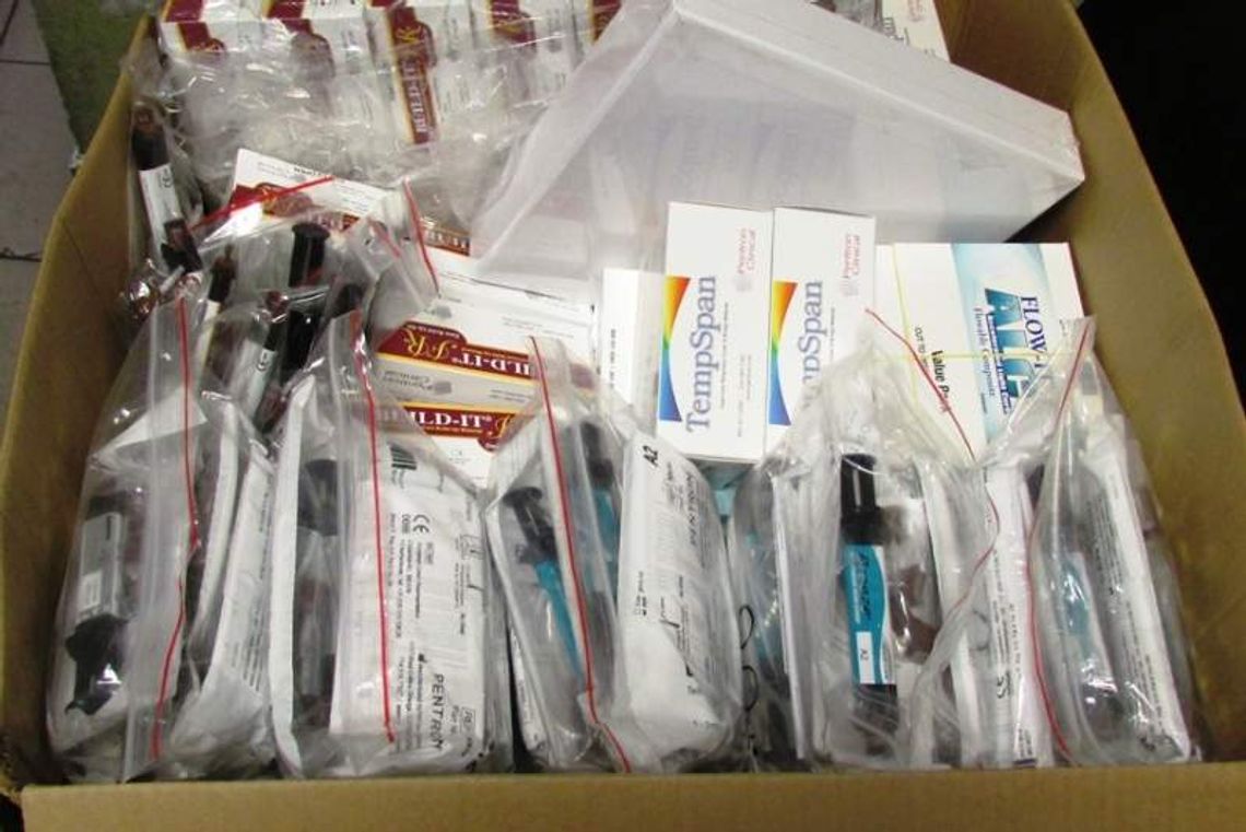 Ukrainiec chciał przemycić materiały dentystyczne