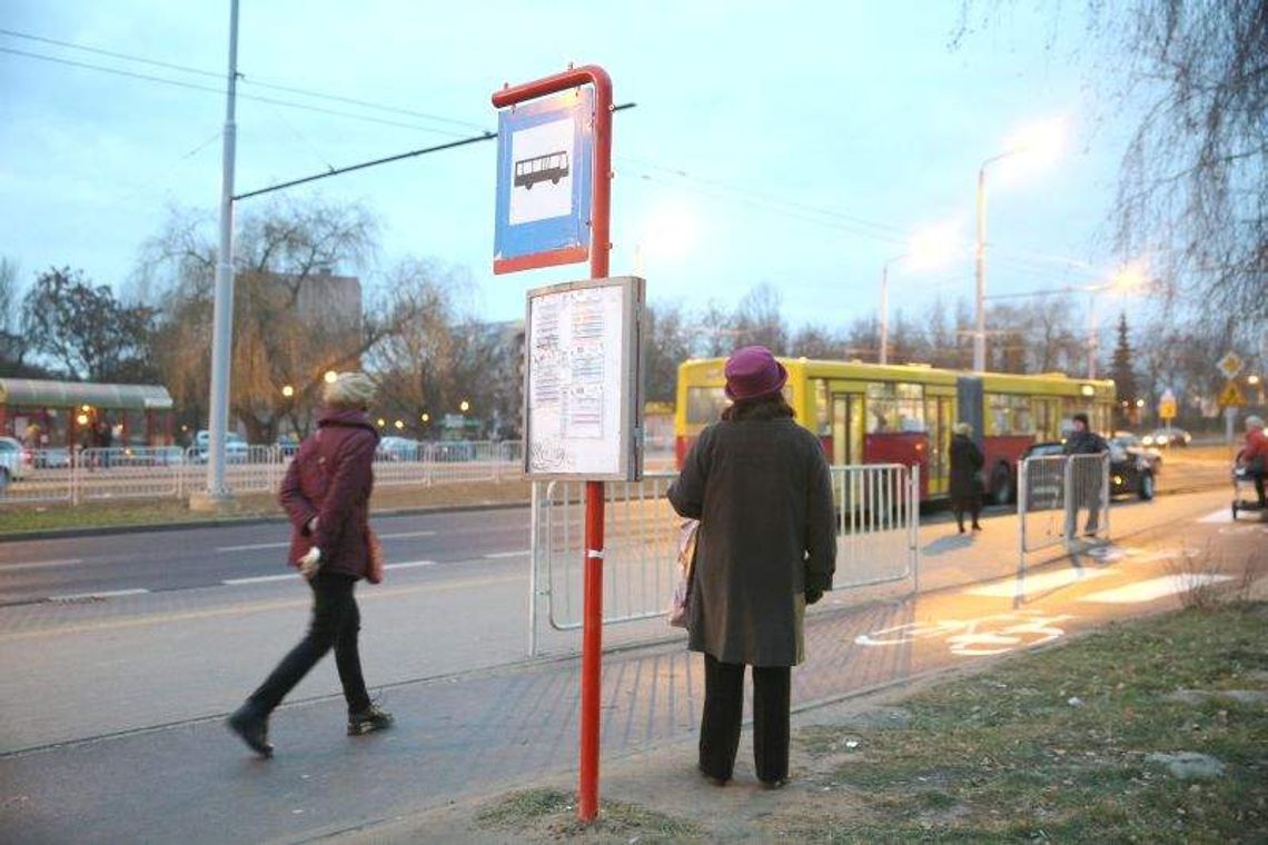 Ul. Armii Krajowej. Kiedy wróci wiata?