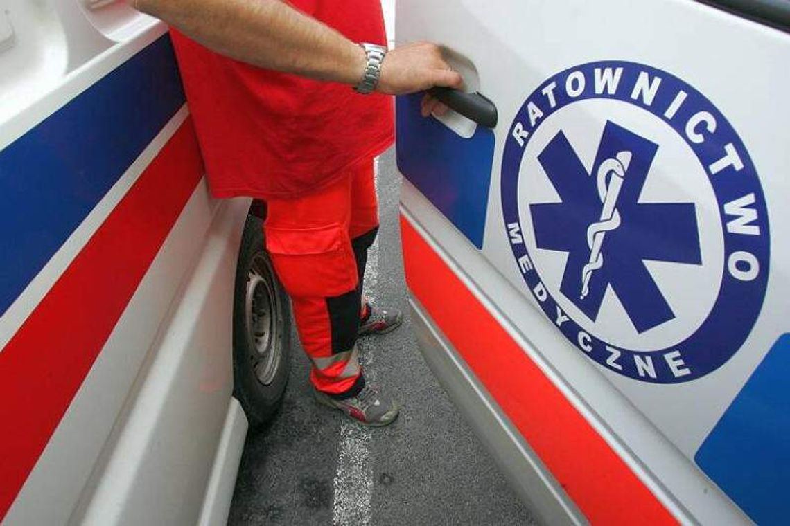 Ul. Kolorowa. Dwie osoby trafiły do szpitala