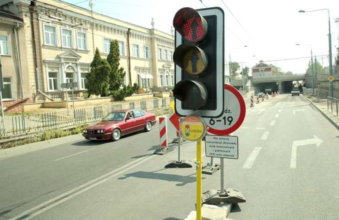 Ul. Kunickiego: Od dziś znowu będzie można jeździć pod wiaduktem Ul. Kunickiego: Od dziś znowu będzie można jeździć pod wiaduktem