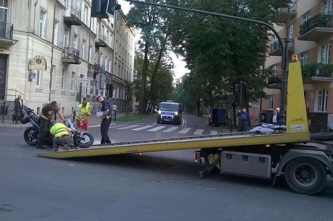 Ul. Okopowa: Zderzenie samochodu i motocykla