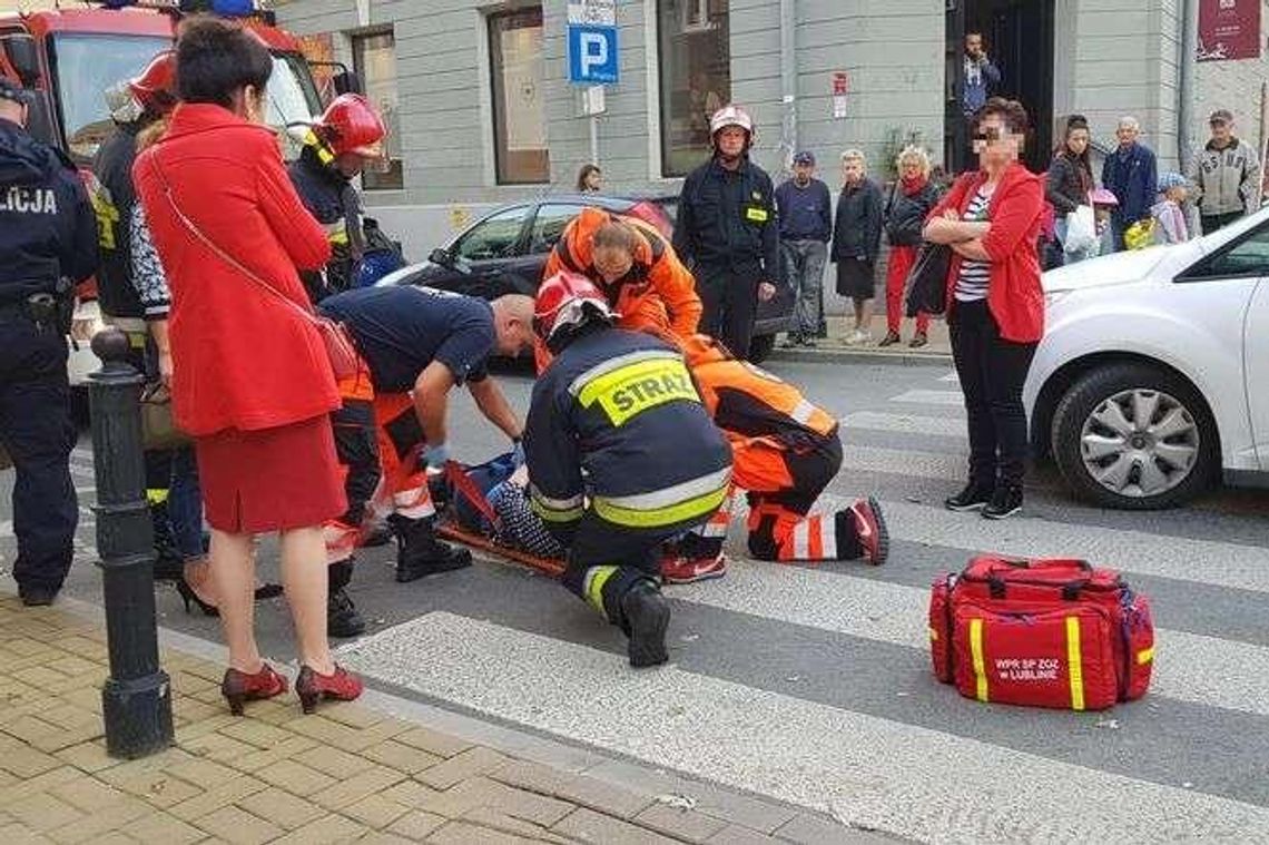 Ul. Orla: Samochód potrącił pieszą. Trafiła do szpitala