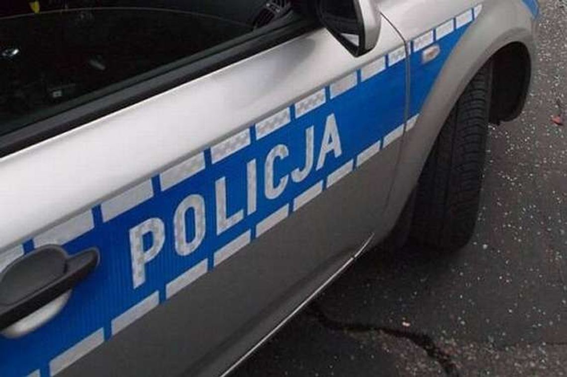 Ul. Ruska. Autobus zderzył się z samochodem