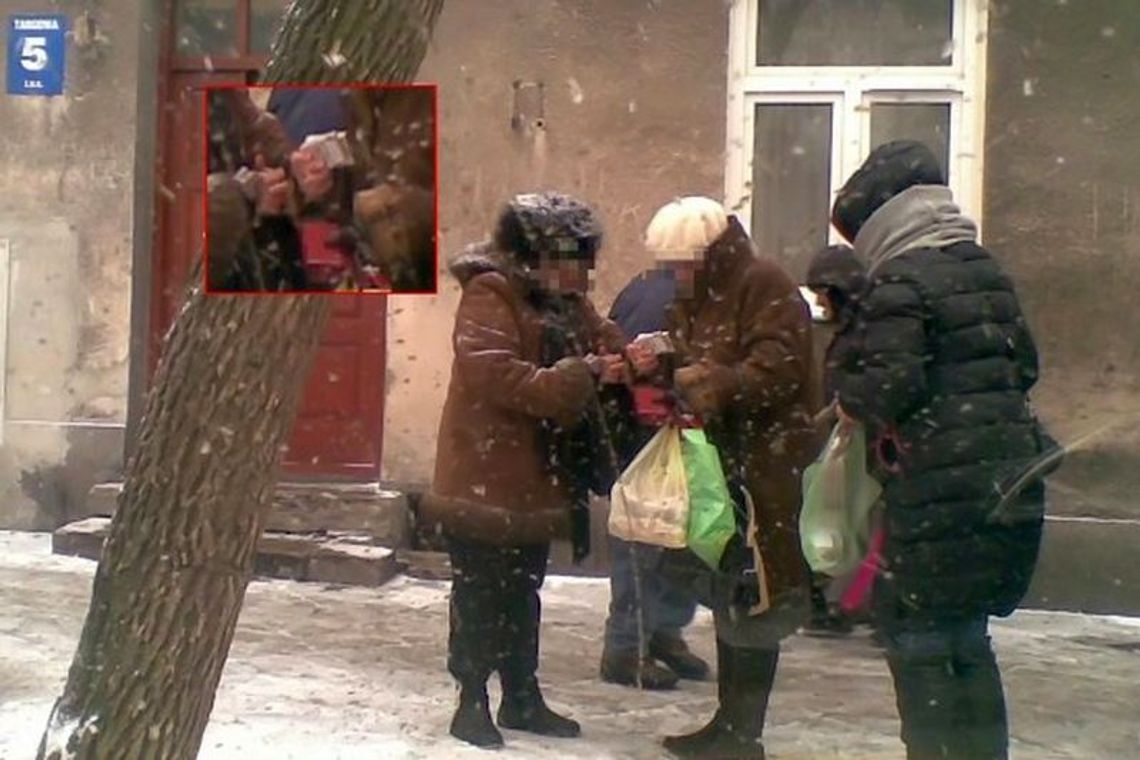 Ul. Targowa: Kwitnie handel papierosami bez akcyzy Ul. Targowa: Kwitnie handel papierosami bez akcyzy