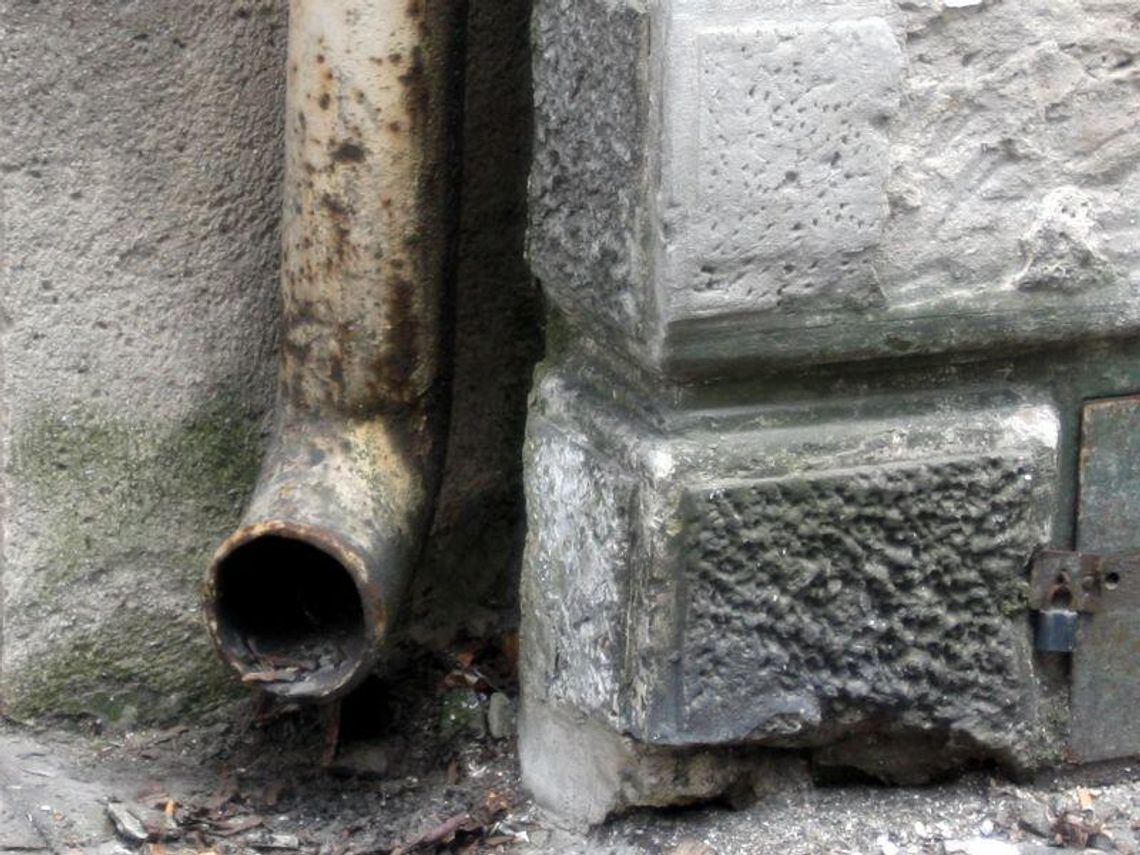 Ulica Cicha w Lublinie: Rynna została naprawiona Ulica Cicha w Lublinie: Rynna została naprawiona