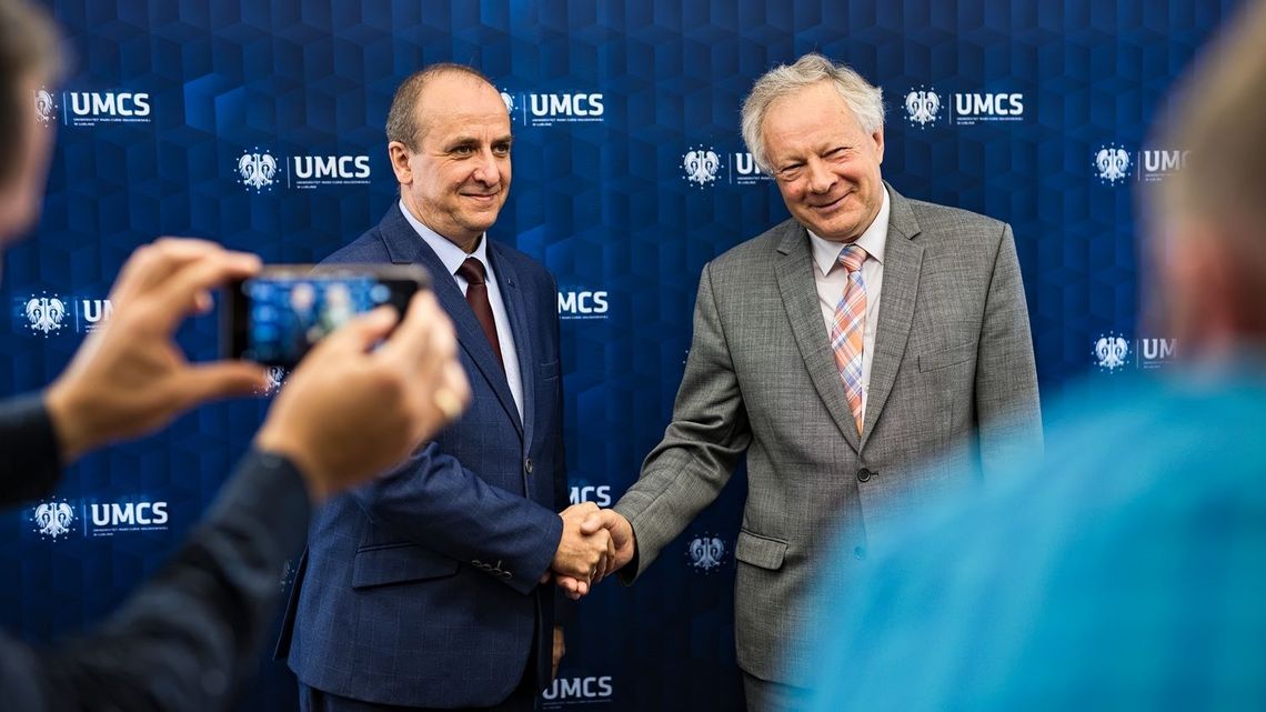 UMCS. Rektor Michałowski odchodzi. Władzę przejmuje rektor Dobrowolski UMCS. Rektor Michałowski odchodzi. Władzę przejmuje rektor Dobrowolski