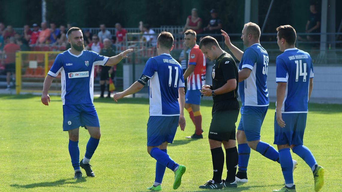 Unia Hrubieszów – Granica Lubycza Królewska 8:1. Strzelecki popis Marcela Pędlowskiego Unia Hrubieszów – Granica Lubycza Królewska 8:1. Strzelecki popis Marcela Pędlowskiego