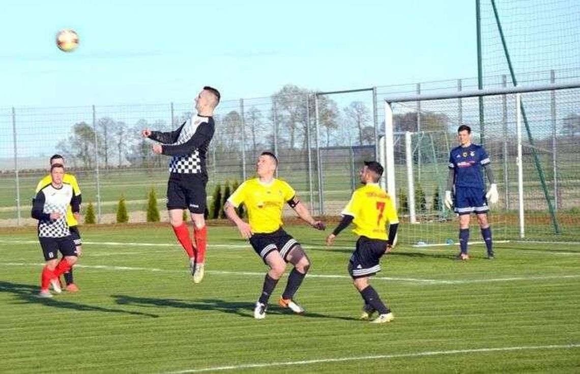 Unia - Sokół 0:2. Goście górą w meczu walki Unia - Sokół 0:2. Goście górą w meczu walki