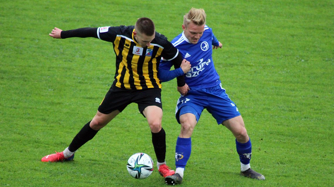 Unia Tarnów – Tomasovia 2:1. Punkt stracony w ostatniej chwili