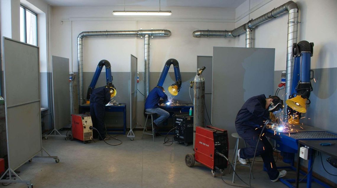 Unijne pieniądze dla "Fachowców z Brzeskiej". Jak szkoła korzysta z dofinansowania?