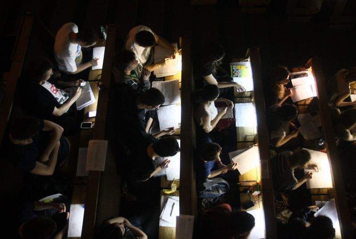 Uniwersyteckie wsparcie maturalne