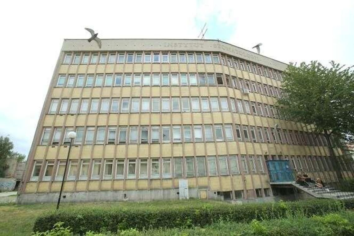 Uniwersytet Medyczny sprzedał budynek stomatologii. Za 11 mln zł