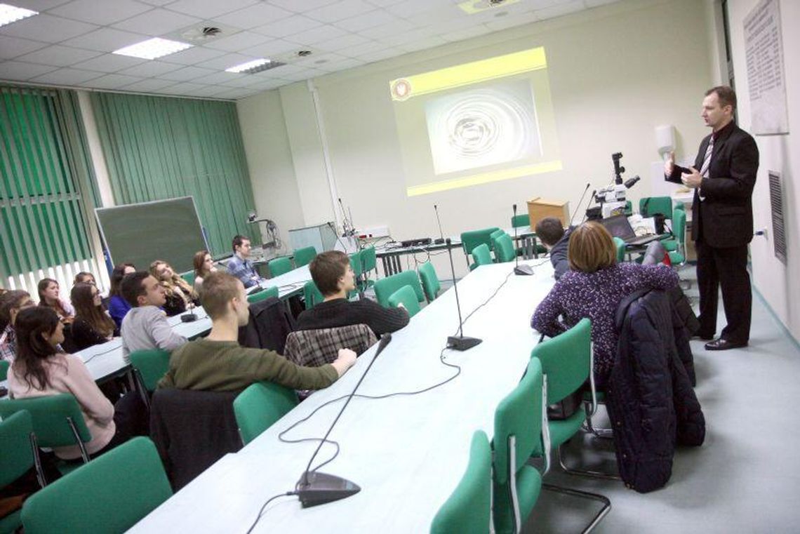 UP dla uczniów: Promowali nauki ścisłe UP dla uczniów: Promowali nauki ścisłe