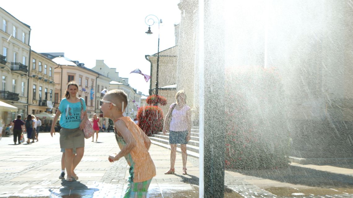Upały, a udary słoneczne. O czym trzeba pamiętać?