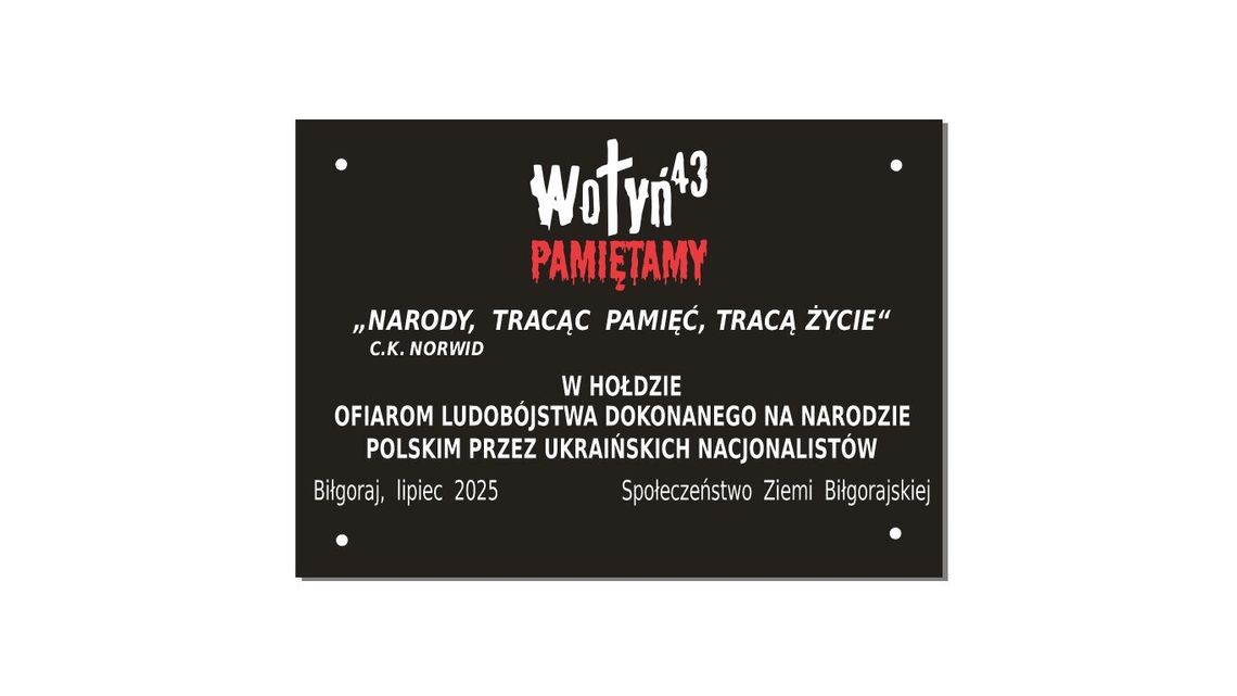 Upamiętnią ofiary rzezi wołyńskiej. Tablica przy starostwie powiatowym
