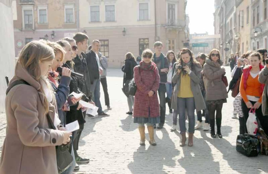 Upamiętnili zamordowane dzieci z żydowskiej ochronki Upamiętnili zamordowane dzieci z żydowskiej ochronki