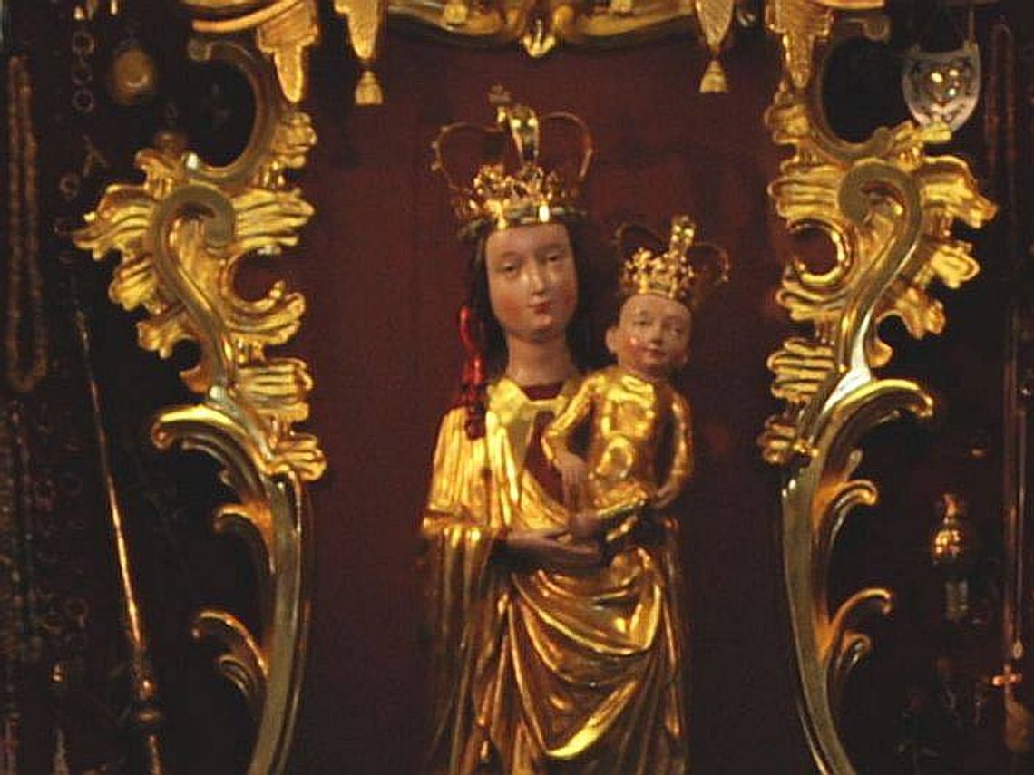 Uroczystości maryjne w Wąwolnicy