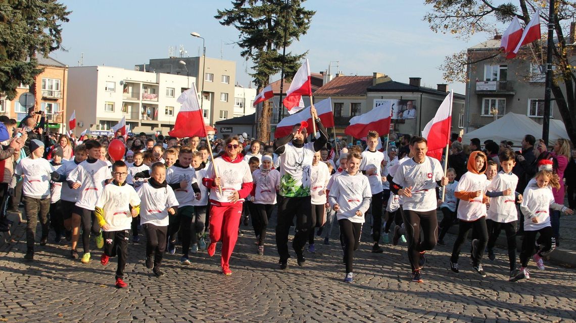 Uroczystości na Rynku, bieg i koncert. Tak Kraśnik świętował 100-lecie odzyskania niepodległości