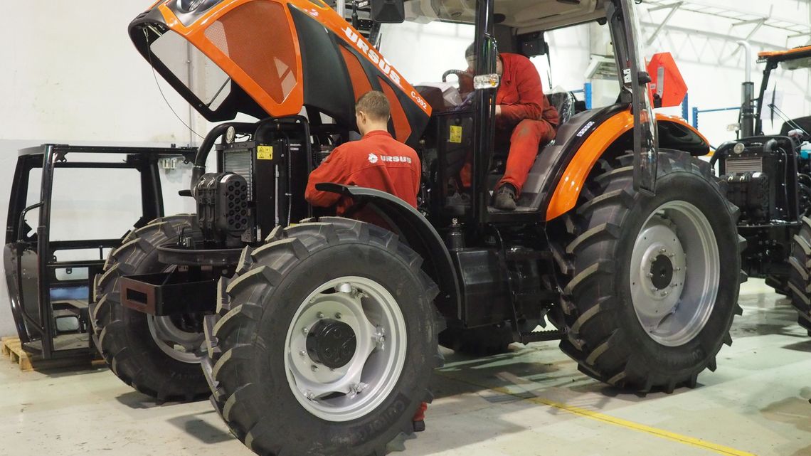 Ursus na glinianych nogach. Montaż ciągników zostanie przeniesiony z Lublina? Ursus na glinianych nogach. Montaż ciągników zostanie przeniesiony z Lublina?