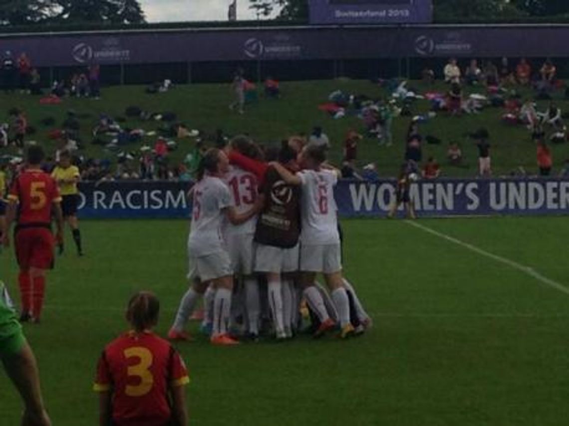 Urszula Wasil z Górnika Łęczna medalistką mistrzostw Europy w piłce nożnej Urszula Wasil z Górnika Łęczna medalistką mistrzostw Europy w piłce nożnej