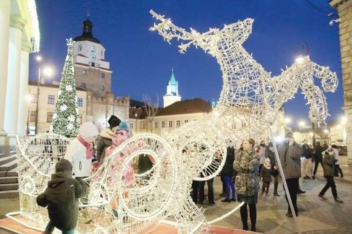 Urząd Miasta kupił świecącego anioła. Będzie nową ozdobą deptaka Urząd Miasta kupił świecącego anioła. Będzie nową ozdobą deptaka