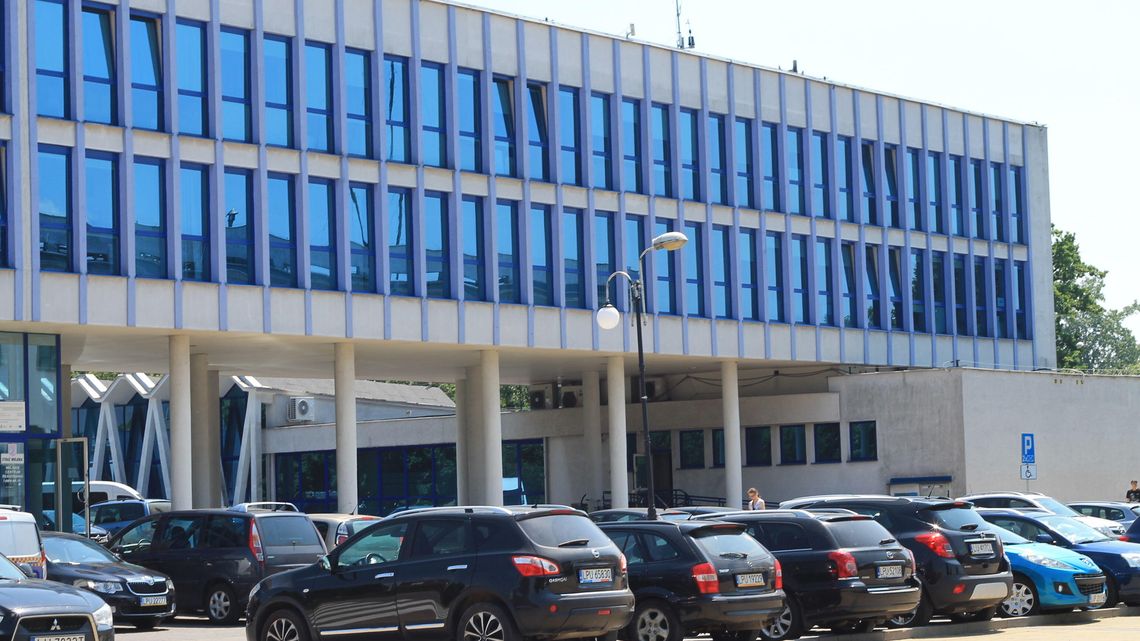 Urząd Miasta Puławy wprowadza kontrole. Z gorączką nie wejdziemy Urząd Miasta Puławy wprowadza kontrole. Z gorączką nie wejdziemy