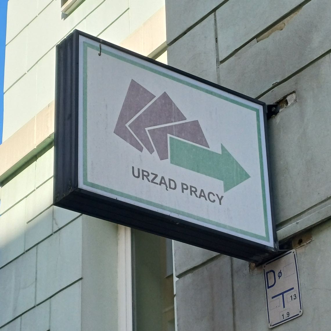 Urząd Pracy na celowniku prokuratury. Kierowniczka miała szarpać pracownicę