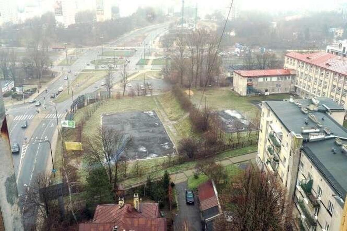 Urząd sprzedaje działkę w centrum Lublina. PiS: zatrzymajcie na nowy ratusz Urząd sprzedaje działkę w centrum Lublina. PiS: zatrzymajcie na nowy ratusz