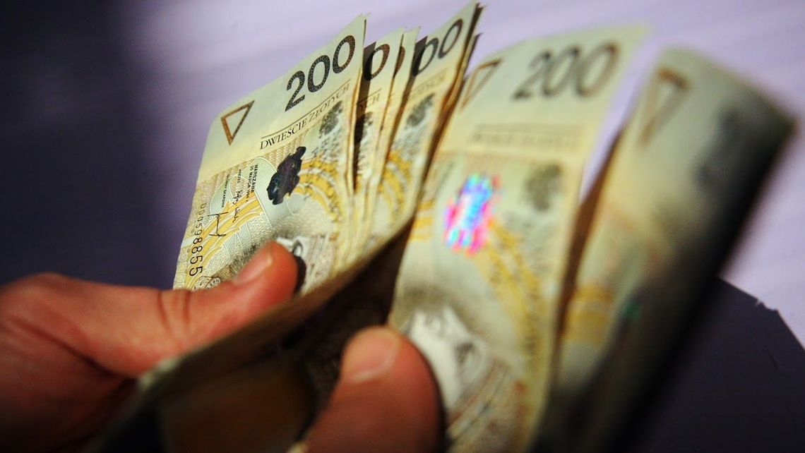 Urząd zapłacił zbyt wysokie odprawy. Poproszą byłych starostów o zwrot pieniędzy?