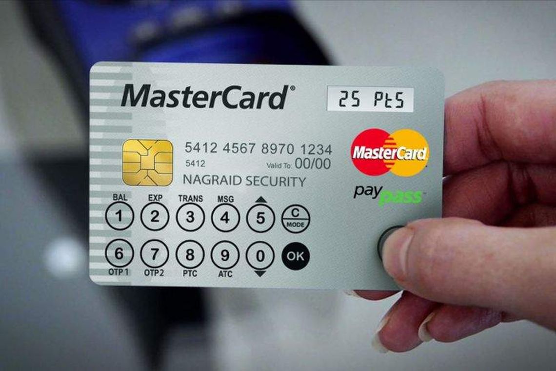 Urzędnicy płacili za alkohol służbowymi kartami? "Nie umiemy wskazać" Urzędnicy płacili za alkohol służbowymi kartami? "Nie umiemy wskazać"