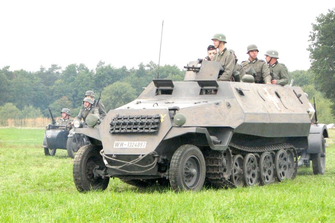 Urzędnicy z Tomaszowa Lubelskiego poszukują wozów bojowych