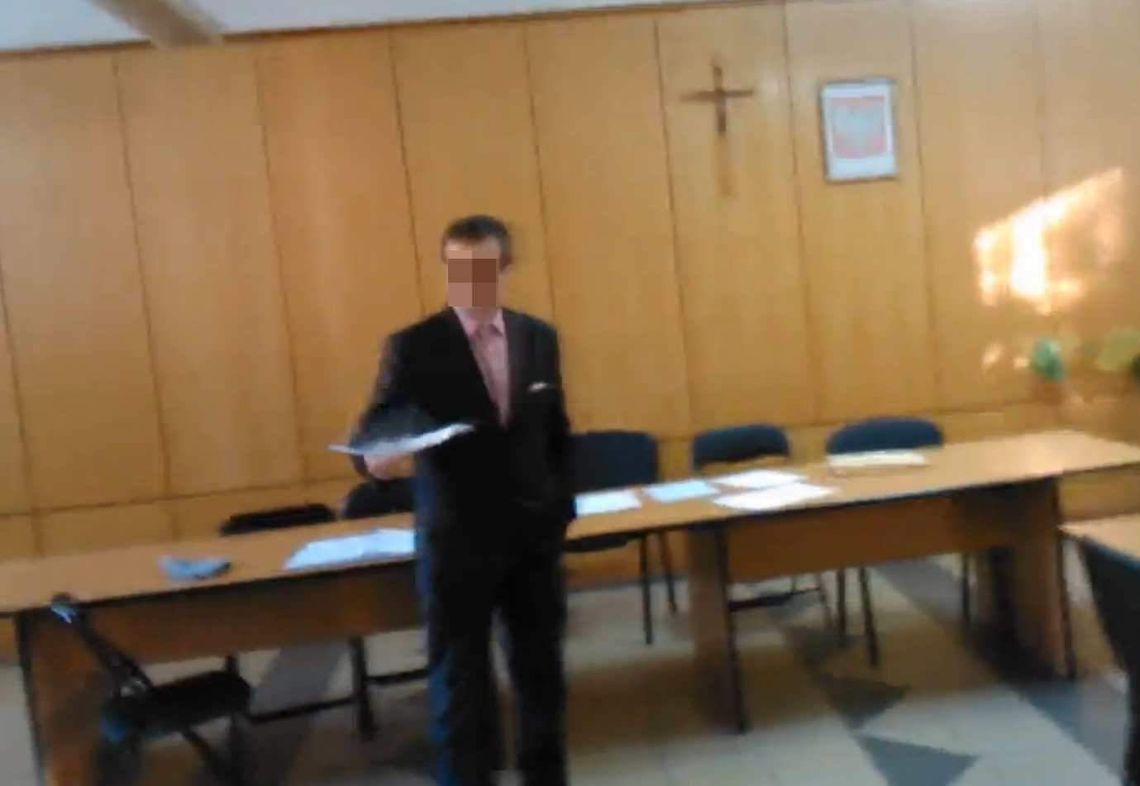 Urzędnik i przedsiębiorca przed sądem za ustawianie gminnego przetargu