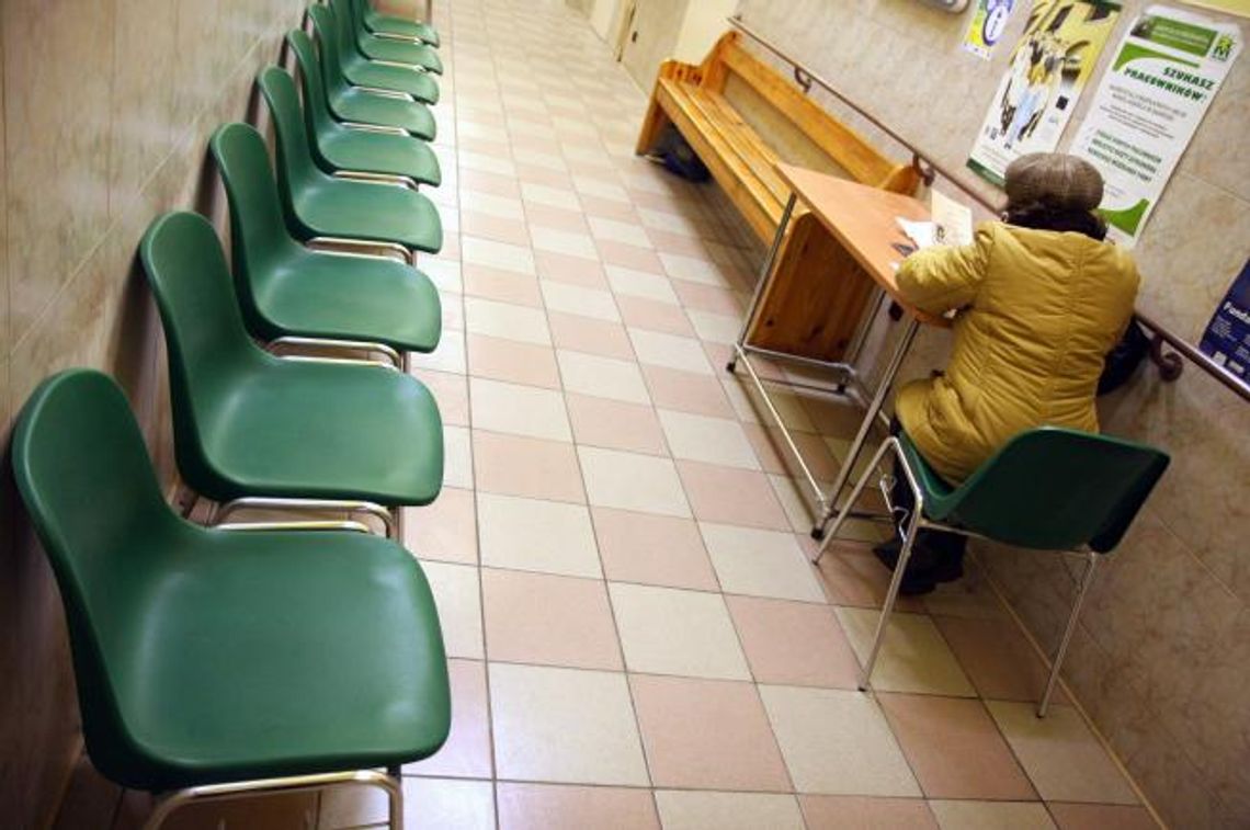 Urzędnikowi premia się należy. Bez względu na efekty pracy