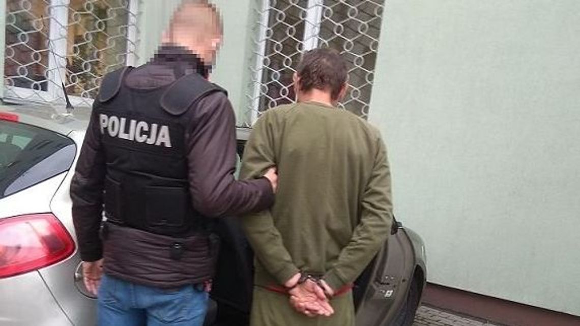 Usiłowanie zabójstwa w Białej Podlaskiej. Ugodzony nożem wbiegł do sklepu