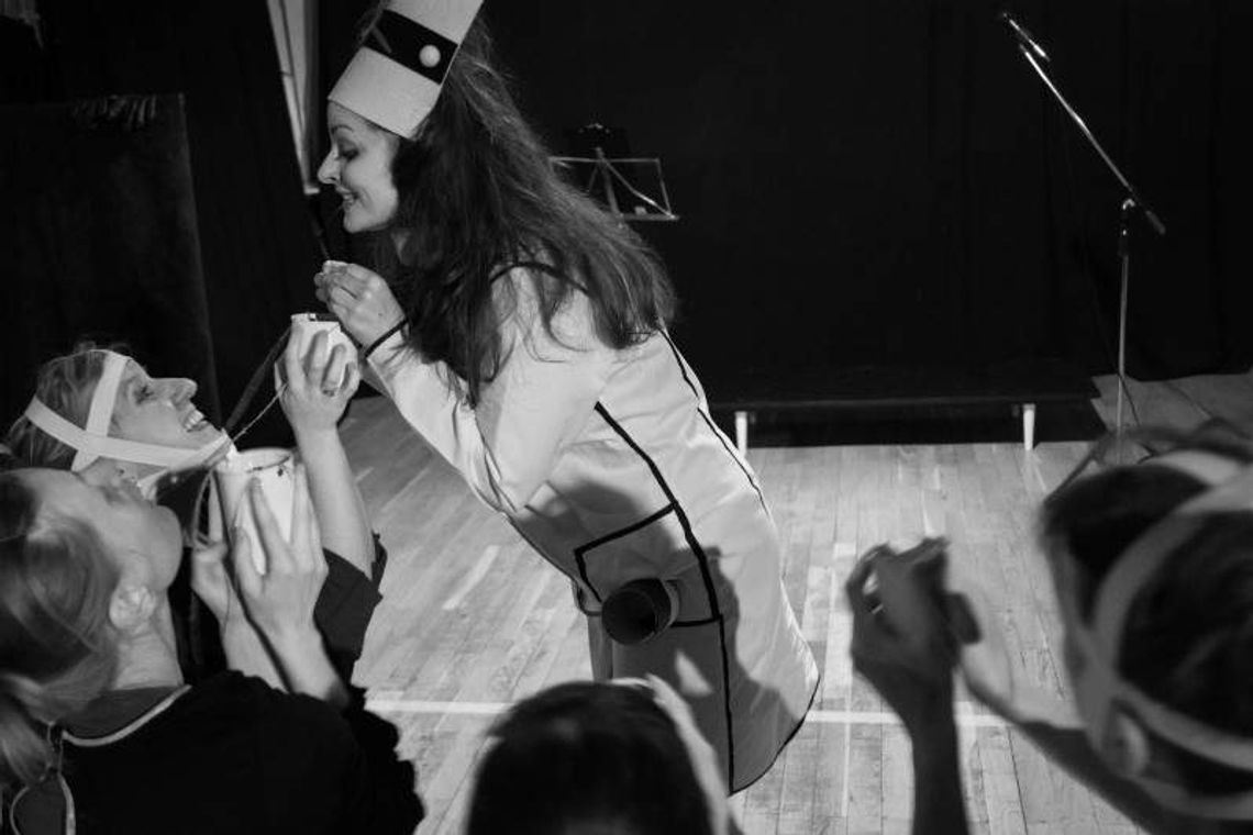 Usłyszeć krzyk \"Bez lęku”. Recenzja spektaklu Usłyszeć krzyk \"Bez lęku”. Recenzja spektaklu