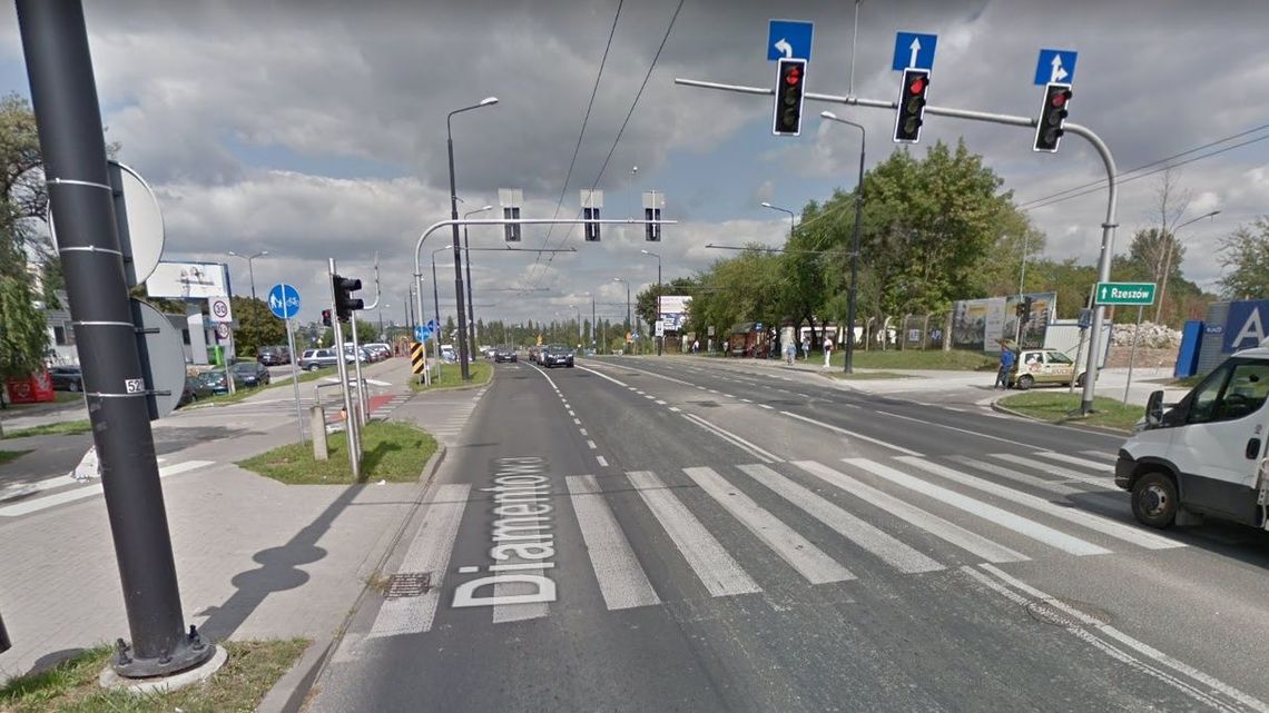 Utrudnienia dla pieszych przy ul. Diamentowej