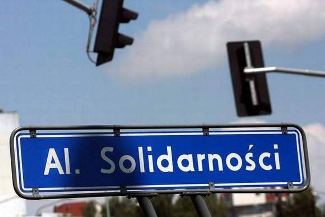 Utrudnienia na al. Solidarności w Lublinie, jedziemy jedną jezdnią Utrudnienia na al. Solidarności w Lublinie, jedziemy jedną jezdnią