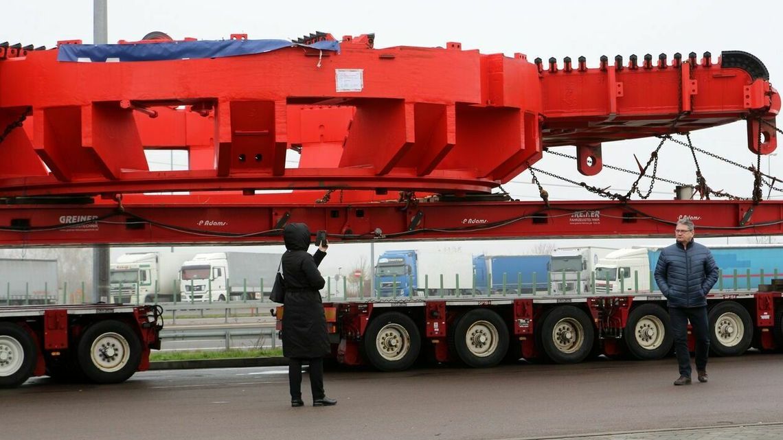 Uwaga. Jedzie druga część wielkiego kreta. Mogą być utrudnienia na drogach w Lubelskiem