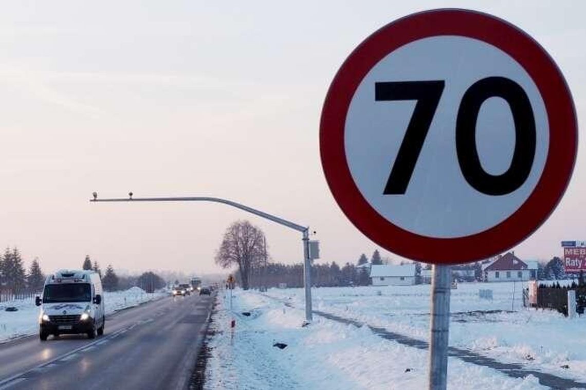 Uwaga kierowcy, działa kolejny odcinkowy pomiar prędkości Uwaga kierowcy, działa kolejny odcinkowy pomiar prędkości