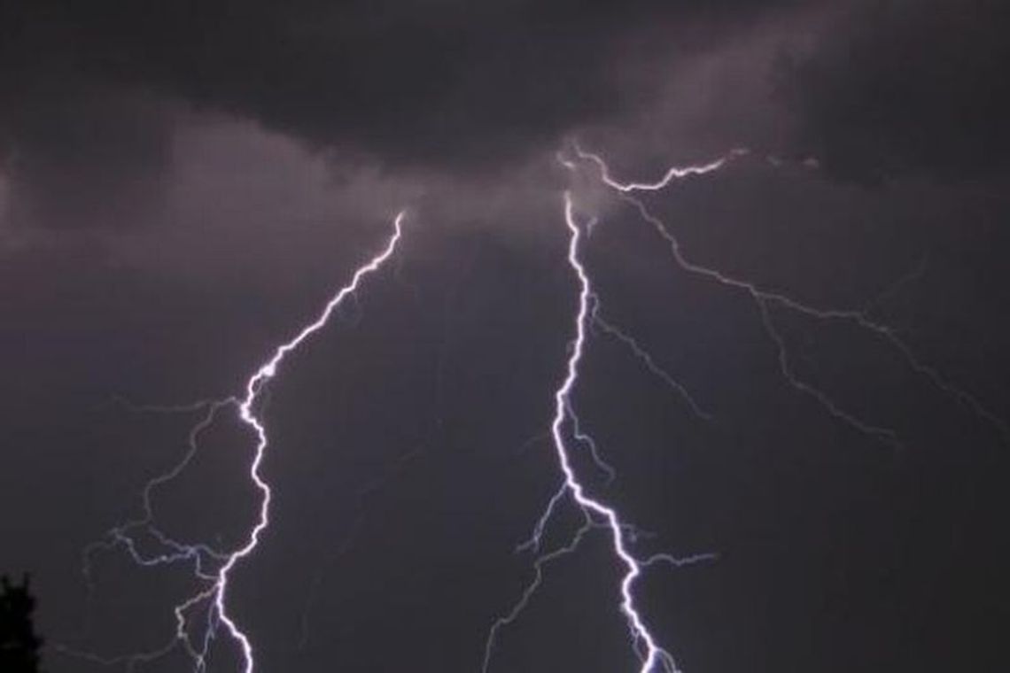 Uwaga na burze z gradem w sobotę