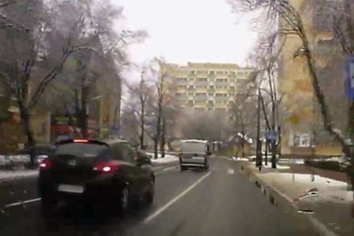 "Uwaga Pirat". Policjant miał powody do pośpiechu, ale dostał mandat