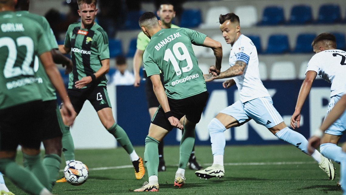 VAR czasami się jednak przydaje. Górnik Łęczna w końcówce uniknął porażki z Kotwicą Kołobrzeg VAR czasami się jednak przydaje. Górnik Łęczna w końcówce uniknął porażki z Kotwicą Kołobrzeg