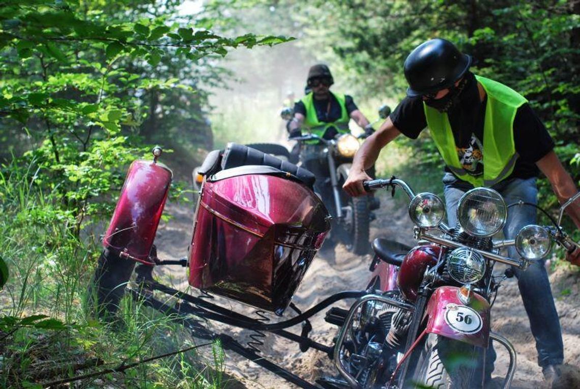 VI Nocny Rajd Motocykli Zabytkowych (zdjęcia)